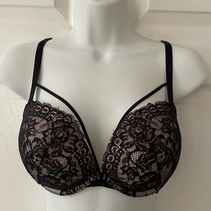 La SENZA BEYOND SEXY Bra Padded Lacy Push-Up Strappy Size 34DD